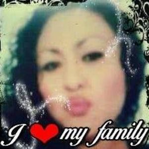 Meet your Posher, Leticia